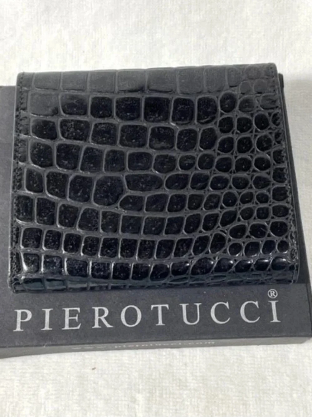 Italian brand and craftsmanship- Black Croc-Embossed Leather Bifold Wallet
